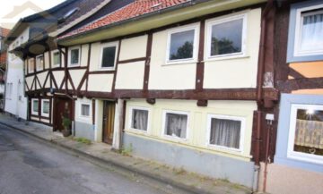 Sanierungsbedürftiges Fachwerkhaus in bester Innenstadtlage Königslutters! Mein Haus = Mein Makler!, 38154 Königslutter, Reihenmittelhaus