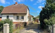 Hausansicht - Einfamilienhaus mit Doppelgarage und Eigentumsgrundstück! Mein Haus = Mein Makler!