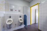 Herren WC - Zentrums-, Bahnhof und VW-Nahe Büroflächen zu vermieten! Meine Immobilie = Mein Partner!