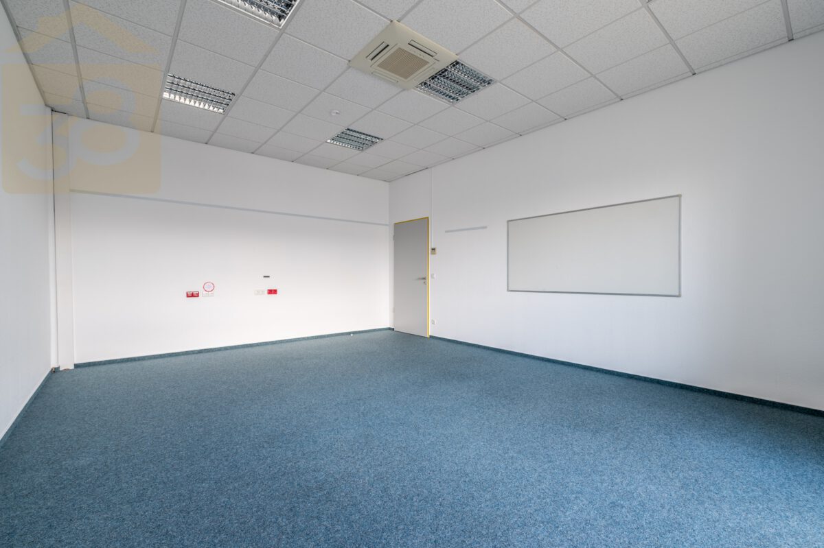 Büro 7