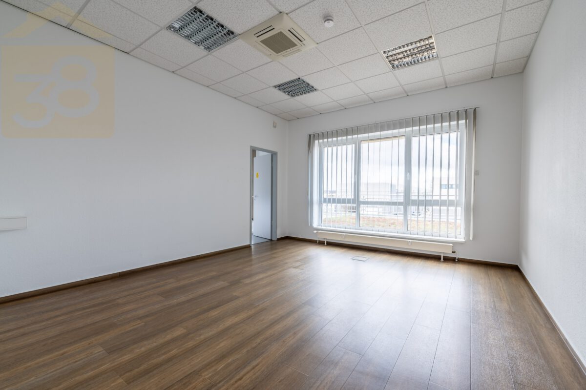 Büro 6