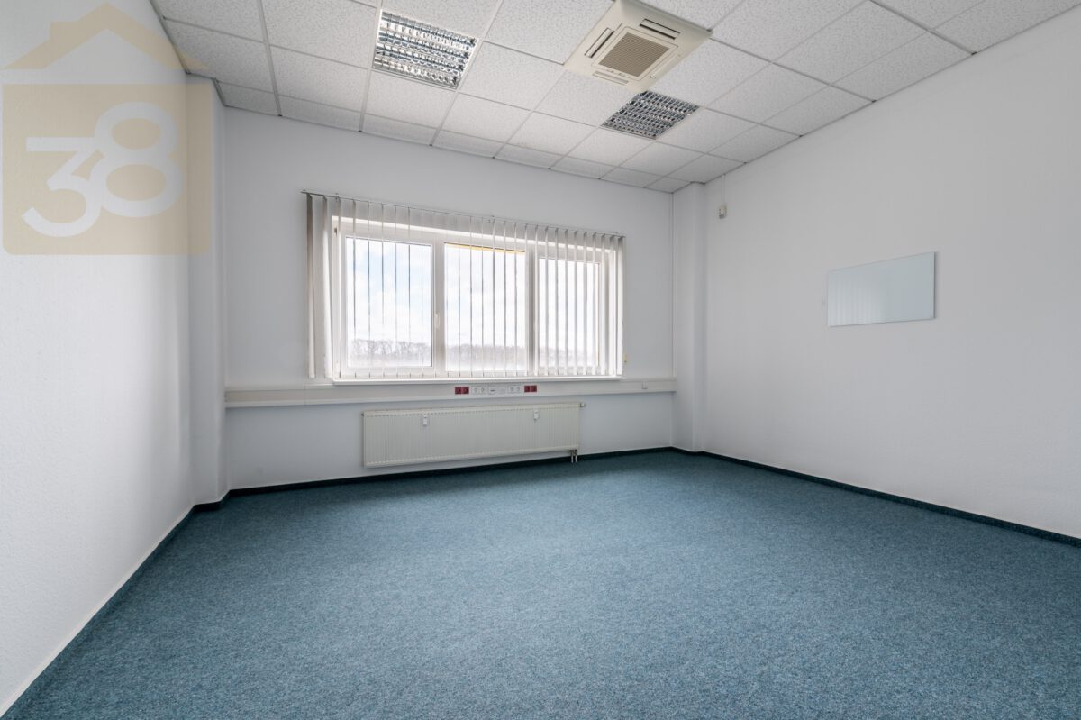 Büro 4