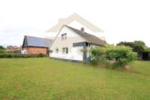 Hausansicht - Modernes Mehrfamilienhaus mit drei Wohneinheiten und Baugrundstück! Mein Haus = Mein Makler!