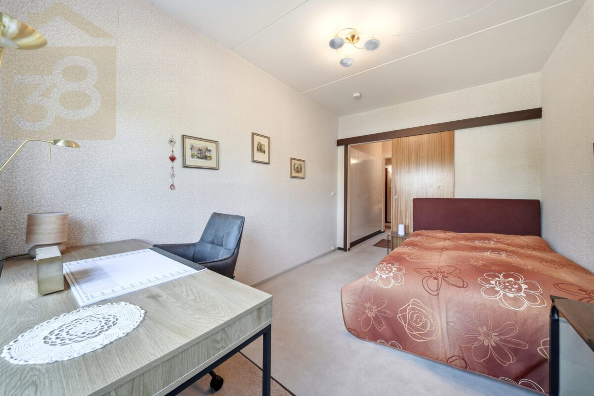 Schlafzimmer 2