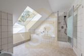 Badezimmer - 4-Zimmer-Dachgeschosswohnung in Gifhorn-Miagsiedlung! Meine Wohnung = Mein Makler!