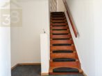 Treppenaufgang - Großzügiges Zweifamilienhaus mit Garten und Kapitalanlagepotenzial in Wittingen!
