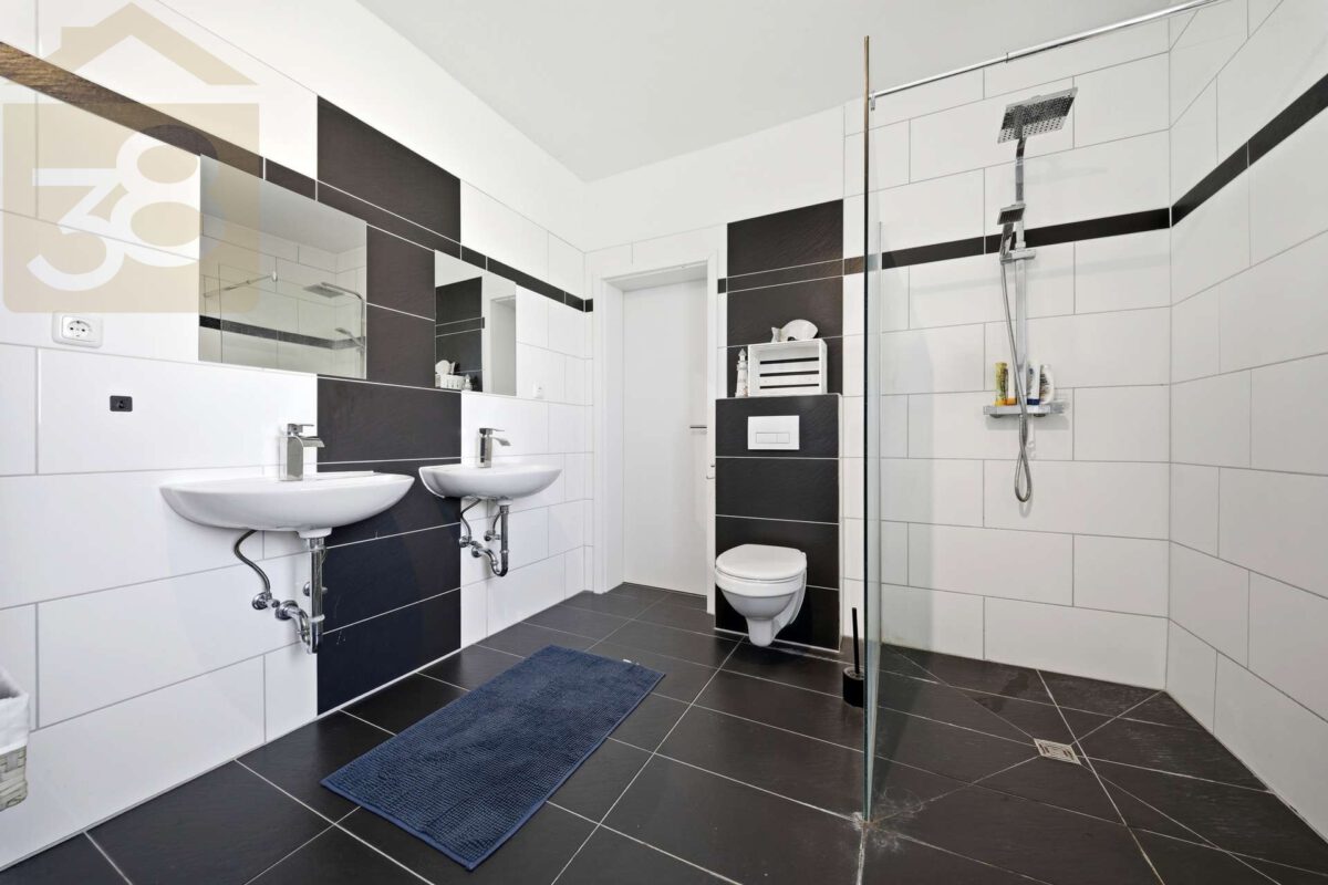 Badezimmer OG