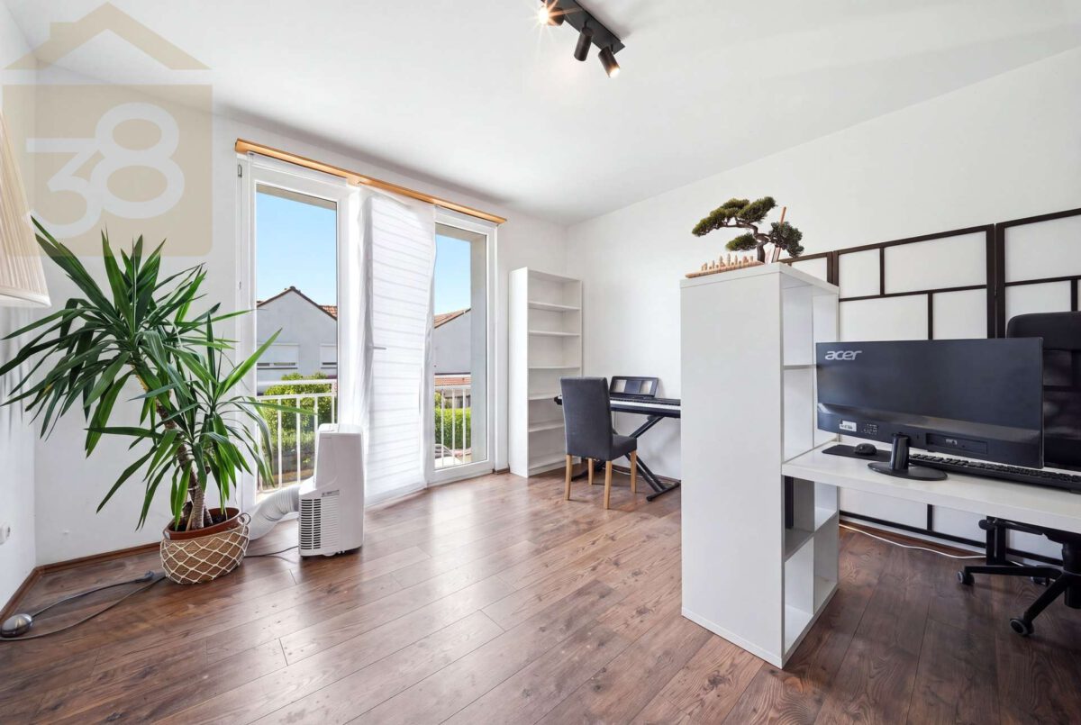Arbeitszimmer OG