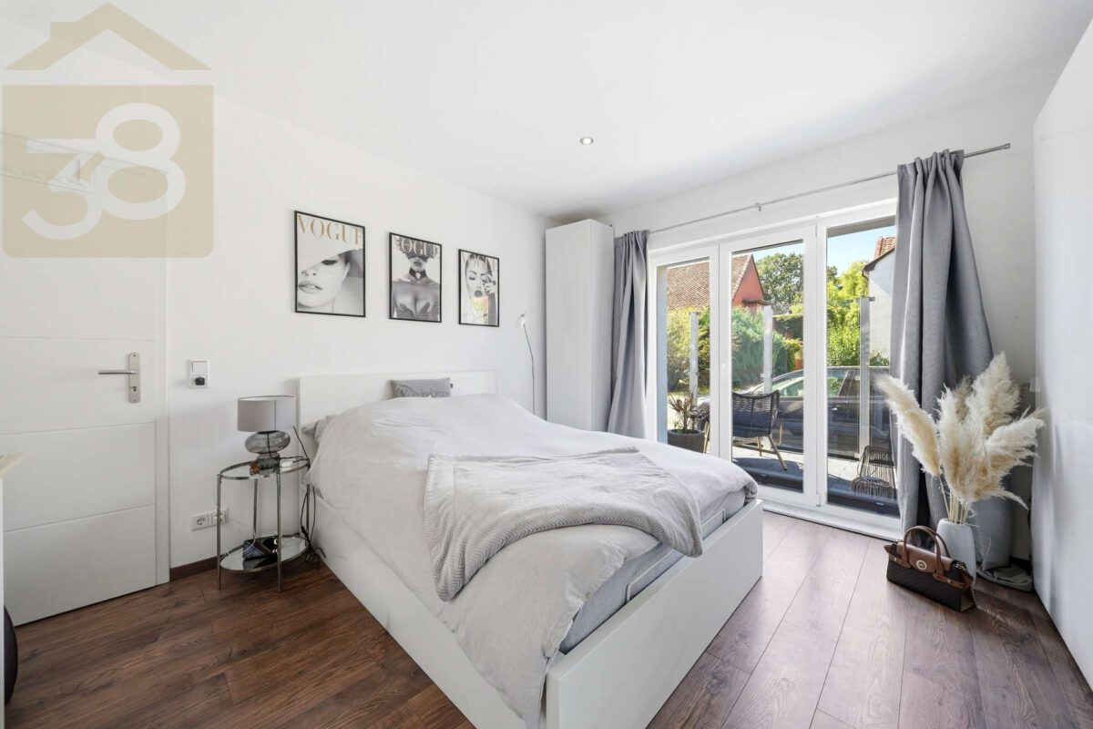 Schlafzimmer EG
