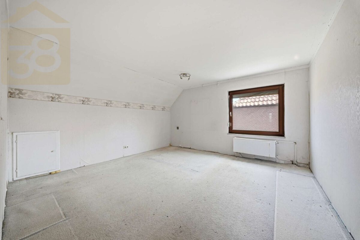 Schlafzimmer DG