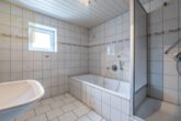 EG Badezimmer - Einfamilienhaus mit zwei Wohneinheiten in Rickensdorf! Mein Haus = Mein Partner!