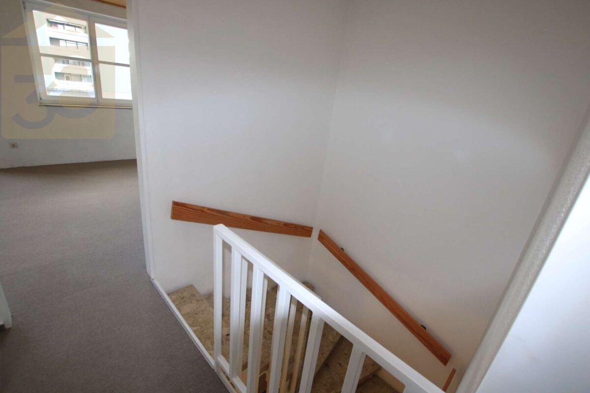 Treppe ins EG