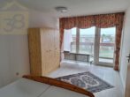 Schlafzimmer (2) - Möblierte 4-Zimmerwohnung am Schillerteich! Meine Wohnung = Mein Partner!