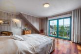 Schlafzimmer OG - Modernes Einfamilienhaus mit Schwimmbad,Sauna & Nebengelass bei Brome!Meine Immobilie = Mein Makler!