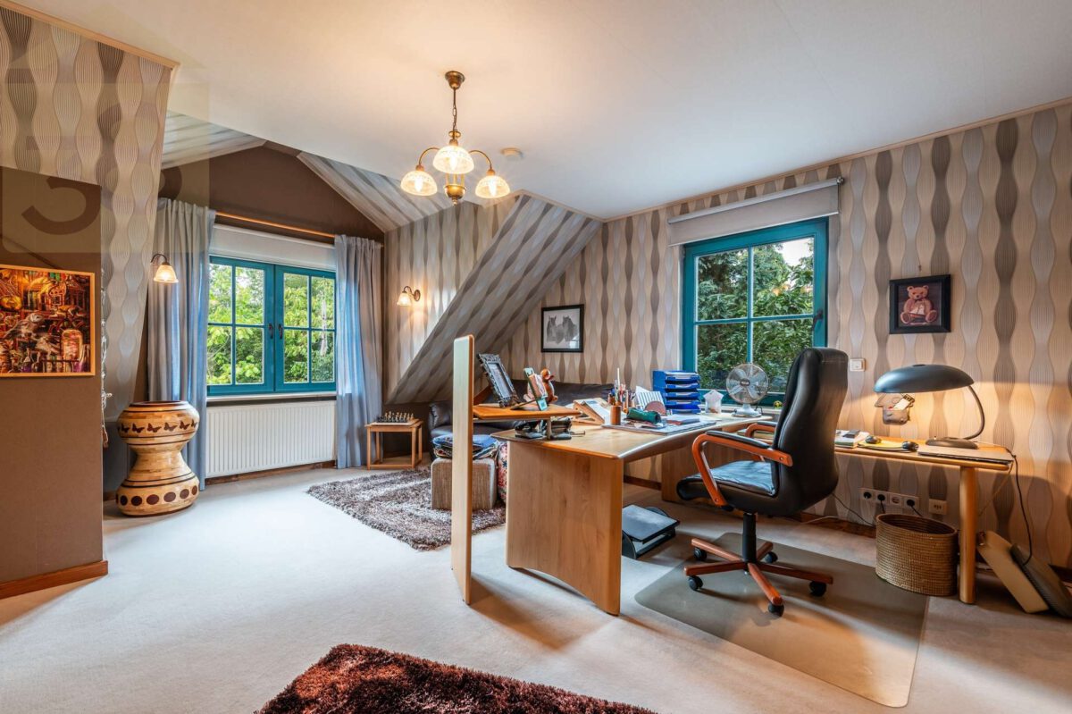 Schlaf- Arbeitszimmer OG