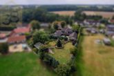 Luftansicht - Modernes Einfamilienhaus mit Schwimmbad,Sauna & Nebengelass bei Brome!Meine Immobilie = Mein Makler!