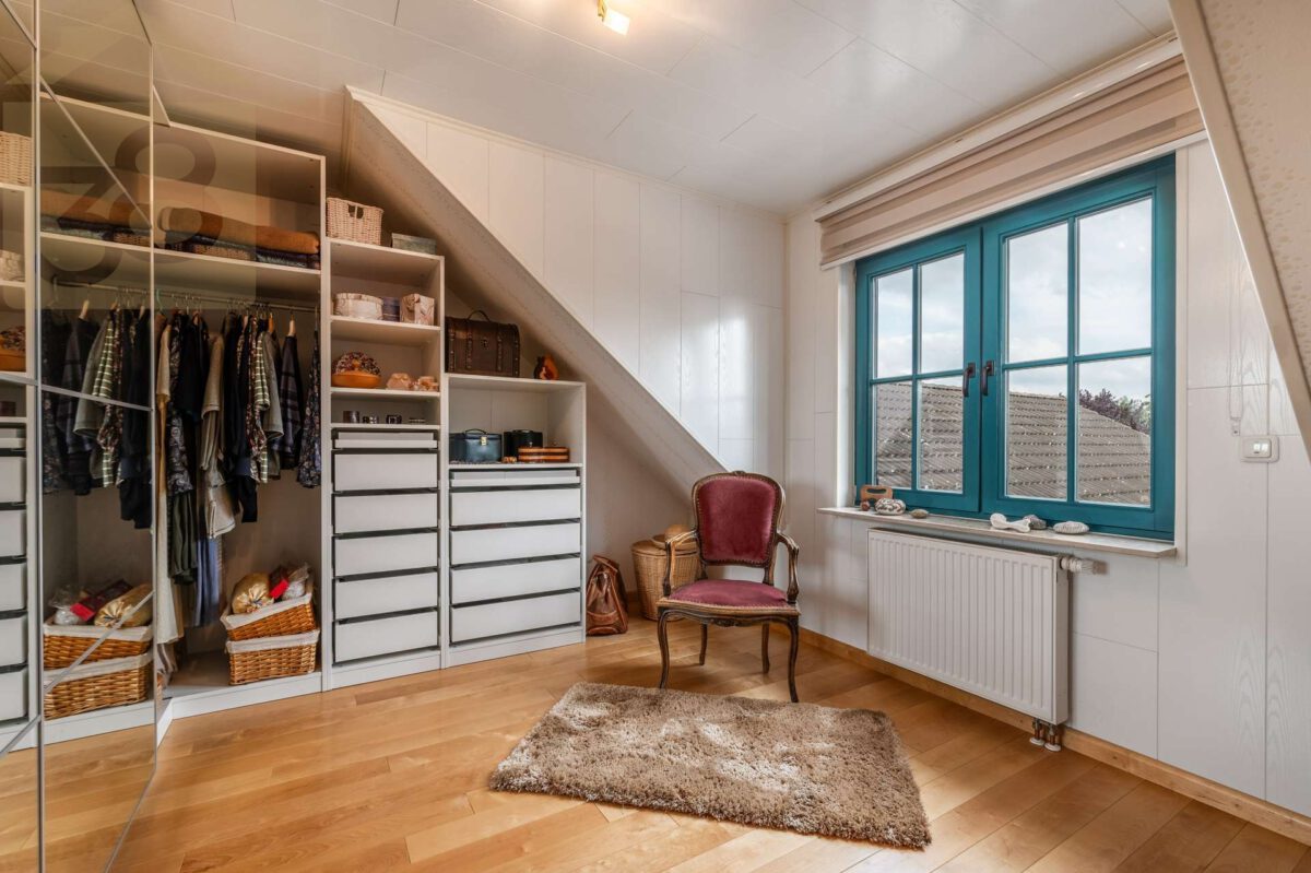 Begehbarer Kleiderschrank OG