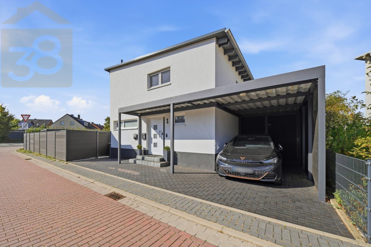 Hausansicht Front