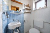 Gäste WC - Gepflegtes Einfamilienhaus mit großem Garten, Terrasse und Tandemgarage!Meine Immobilie=Mein Partner
