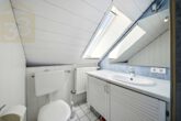 Duschbad DG - Gepflegtes Einfamilienhaus mit großem Garten, Terrasse und Tandemgarage!Meine Immobilie=Mein Partner