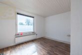 Kinderzimmer OG - Renovierungsbedüftiges Zweifamilienhaus in Weyhausen! Mein Haus = Mein Partner!