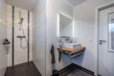 EG Badezimmer - Neuwertiges Einfamilienhaus mit Terrasse am Bernsteinsee in Stüde! Mein Haus = Mein Partner!