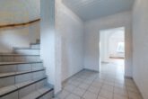 Treppenaufgang/Eingangsbereich - Großzügiges Zweifamilienhaus in Ahnebeck! Mein Haus = Mein Partner!