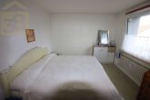 Schlafzimmer OG links - Vermietetes Mehrfamilienhaus mit 4 Wohnungen in Vorsfelde! Mein Haus = Mein Partner!