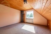Kinderzimmer 2 DG - Einfamilienhaus mit Einliegerwohnung! Meine Immobilie = Mein Makler!