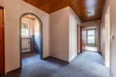 Flur - Einfamilienhaus mit Einliegerwohnung! Meine Immobilie = Mein Makler!