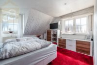 Schlafzimmer OG