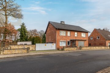 Gepflegtes Zweifamilienhaus mit Garten und Doppelcarport in Knesebeck! Mein Haus = Mein Partner!, 29379 Wittingen, Zweifamilienhaus