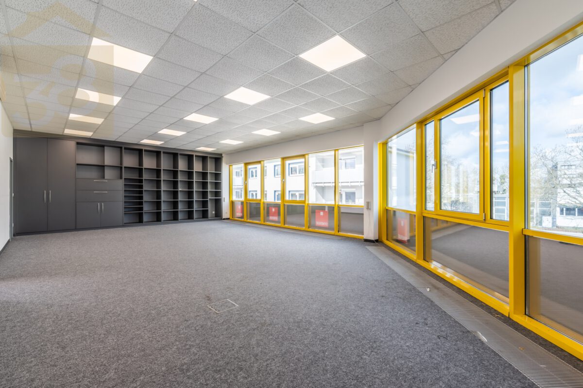 Büro 1