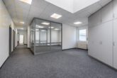 Vorraum - Zentrums-, Bahnhof und VW-Nahe Büroflächen zu vermieten! Meine Immobilie = Mein Partner!