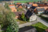 Hausansicht oben - Einfamilienhaus mit Einliegeroption und großem Potenzial im historischen Ortskern von Hehlingen