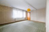 Schlafzimmer OG - Einfamilienhaus mit Einliegeroption und großem Potenzial im historischen Ortskern von Hehlingen