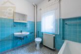 Badezimmer - Einfamilienhaus mit Einliegeroption und großem Potenzial im historischen Ortskern von Hehlingen