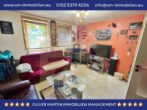 Wohnzimmer - 14 vermietete Wohneinheiten bei Bad Helmstedt als Kapitalanlage! Mein Haus = Mein Makler!