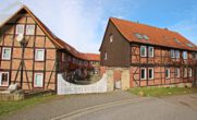Hausansicht - 14 vermietete Wohneinheiten bei Bad Helmstedt als Kapitalanlage! Mein Haus = Mein Makler!