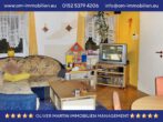 Wohnzimmer - 14 vermietete Wohneinheiten bei Bad Helmstedt als Kapitalanlage! Mein Haus = Mein Makler!