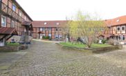 Innenhof - 14 vermietete Wohneinheiten bei Bad Helmstedt als Kapitalanlage! Mein Haus = Mein Makler!