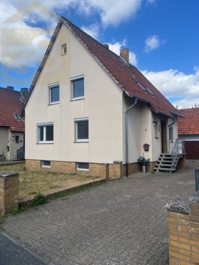Modernisiertes Einfamilienhaus mit riesigem Grundstück in Peine! Meine Immobilie=Mein Makler!, 31226 Peine, Einfamilienhaus