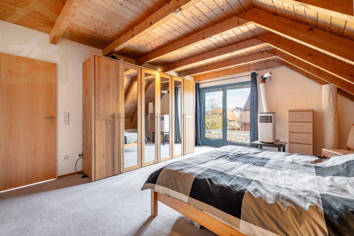 Schlafzimmer 1 OG