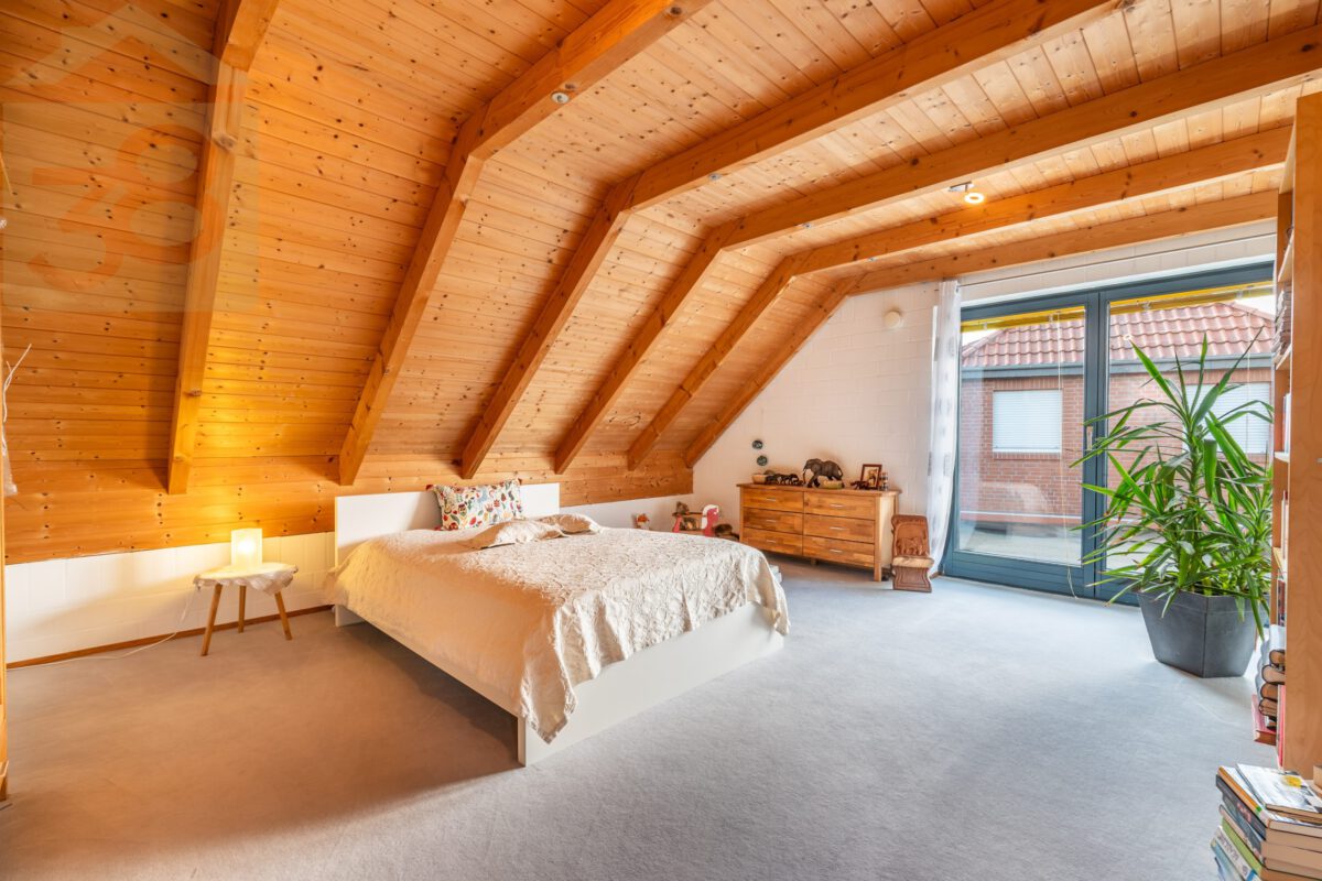 Schlafzimmer 2 OG