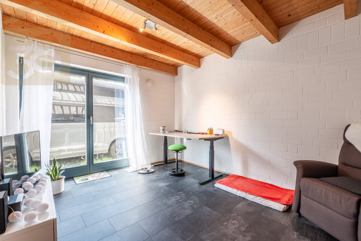 Kinder-/Arbeitszimmer