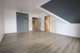 Wohnzimmer - Moderne 3-Zimmerwohnung in Brechtorf – Meine Wohnung = Mein Makler!